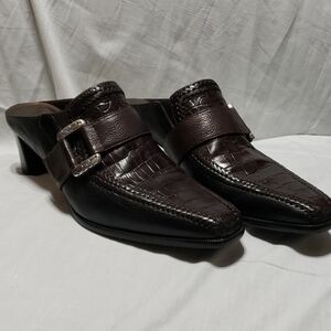 Brighton triad slip on heels croc texture brown